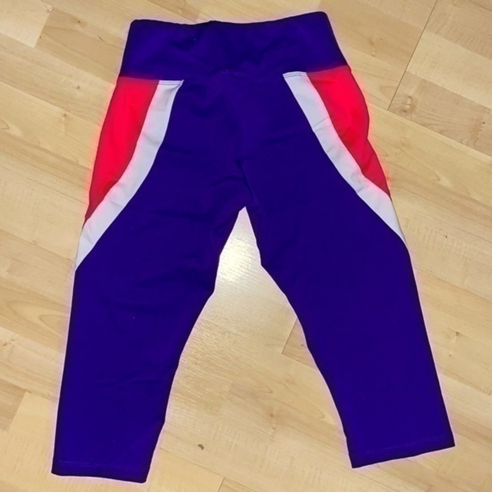 Kathyana bright contrast crop leggings tights capri fitness L gently preloved - Picture 2 of 8